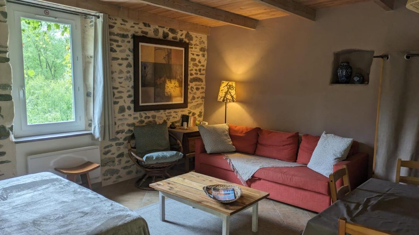 Les Jardins De Lumiere Bed and Breakfast Brusque Exteriör bild